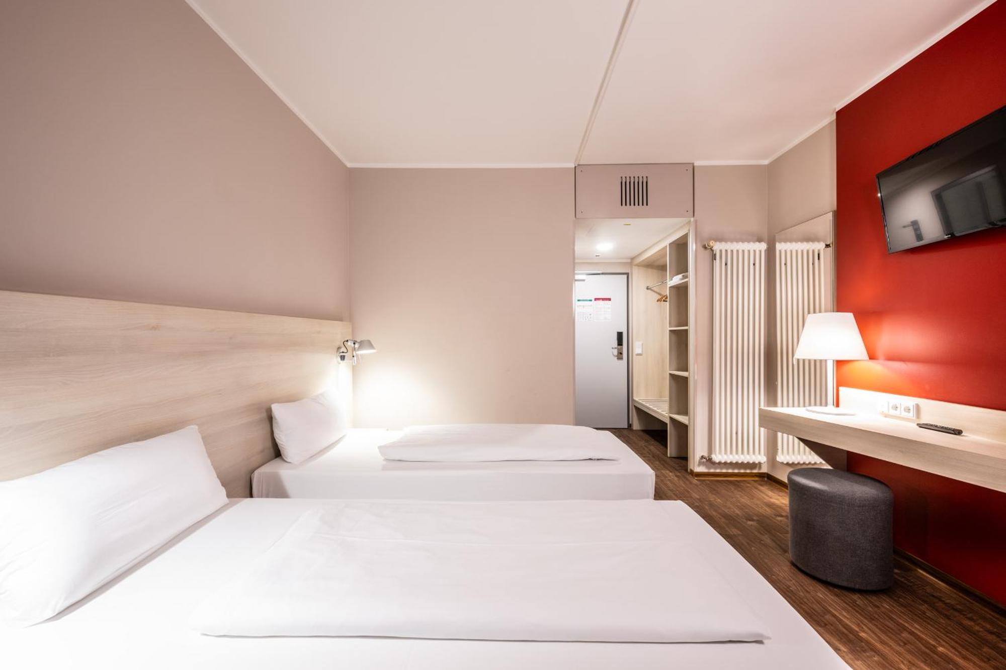 Hotel Irschenberg Sued Exteriör bild